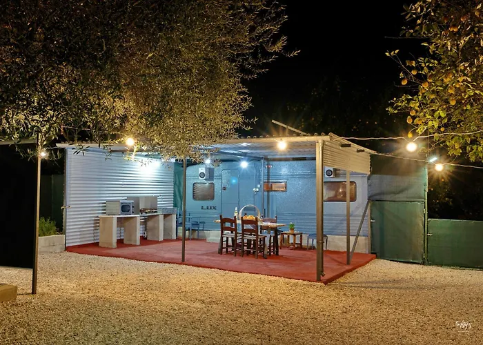 Casa de Férias Lemon Garden Camper *