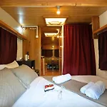 Lemon Garden Camper *