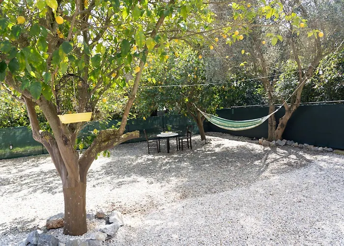 Lemon Garden Camper Nyaraló Hriszí Aktí Haniá